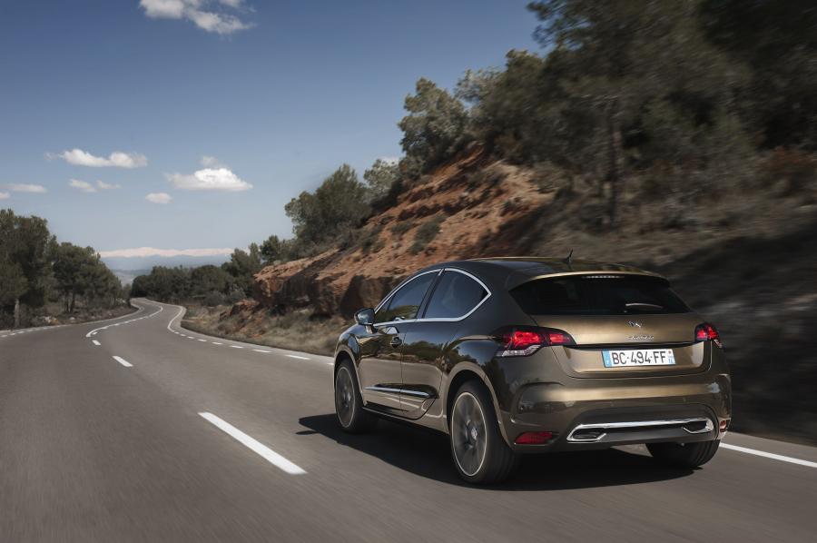  Citroen DS4 2010 года  (фото 58 из 143)